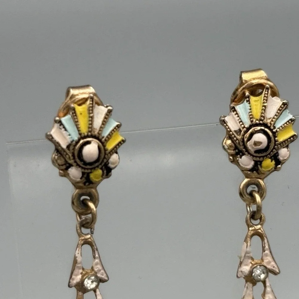 Vintage Dangle Floral Clip On Earrings Enamel Pastels 1940s Dimensional READ